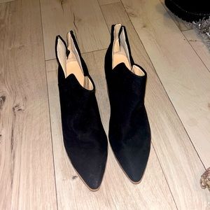 Black pointed toe booties